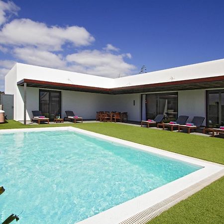 Luxury Los Mojones Villa Short Walk To Old Town Private Heated Pool Villa Los Mojones Angie Puerto Del Carmen Tías Екстериор снимка