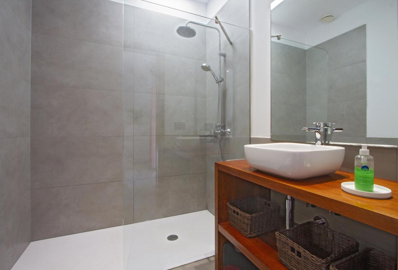 Luxury Los Mojones Villa Short Walk To Old Town Private Heated Pool Villa Los Mojones Angie Puerto Del Carmen Tías Екстериор снимка